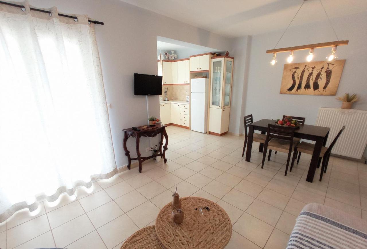 G Apartment In Agia Efimia Ngoại thất bức ảnh