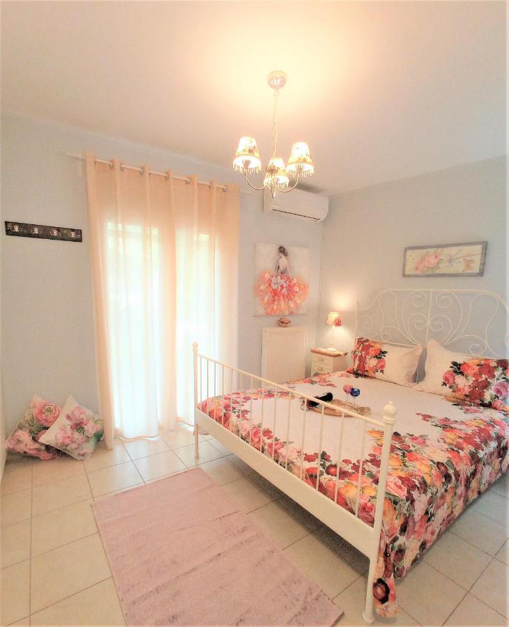 G Apartment In Agia Efimia Ngoại thất bức ảnh